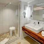 Hotell Landgasthof Zur Post 3*