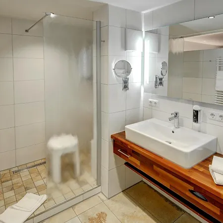Hotel Landgasthof Zur Post 3*