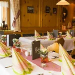 Landgasthof Zur Post 3*